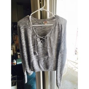 Comfy grey crop top sweater